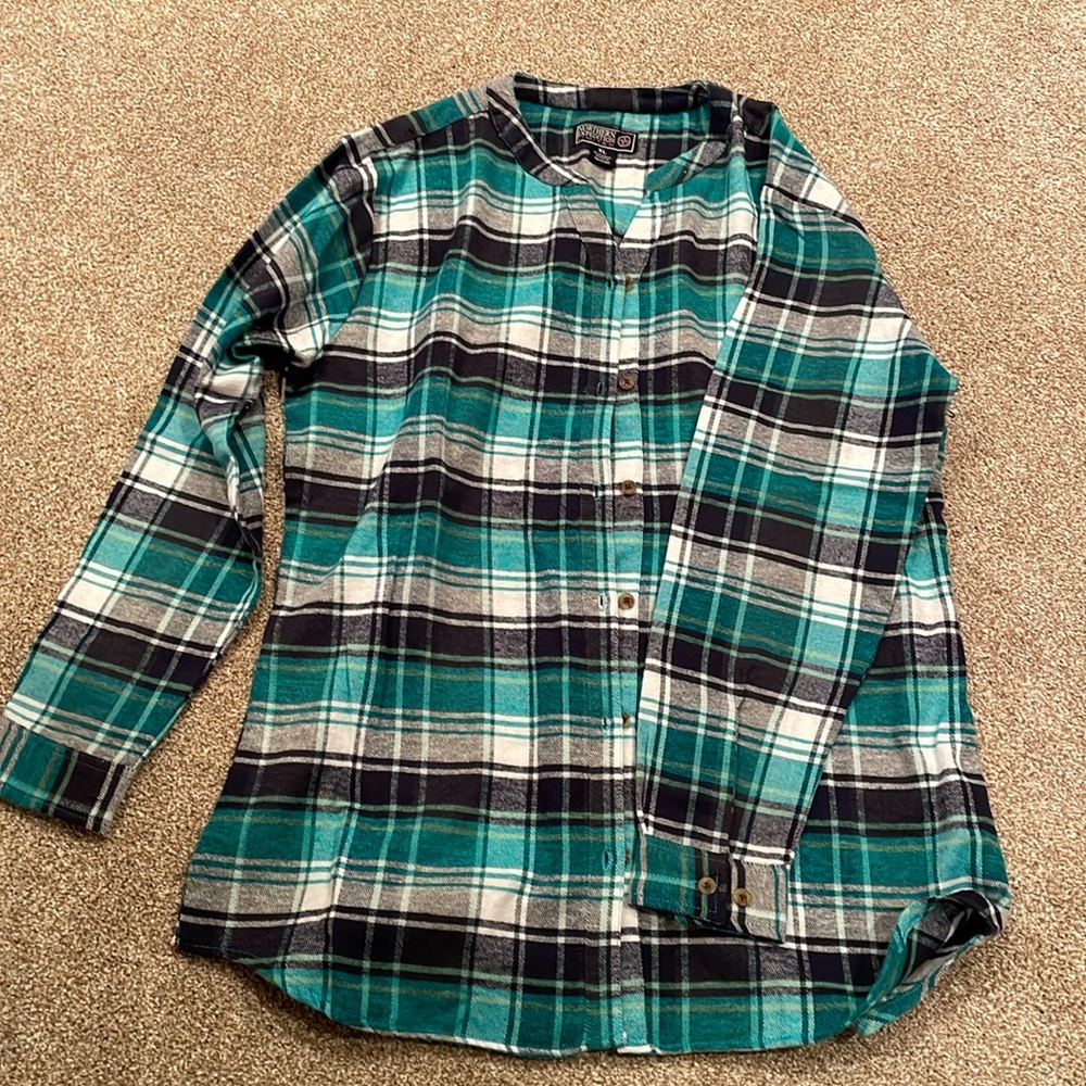 Women’s Flannel Top